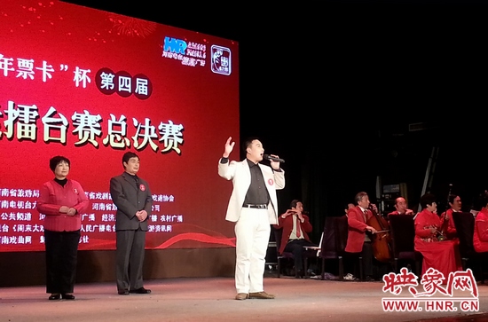 選手演唱