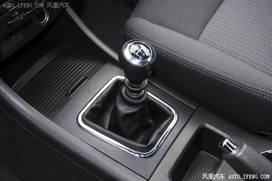 紳寶X65