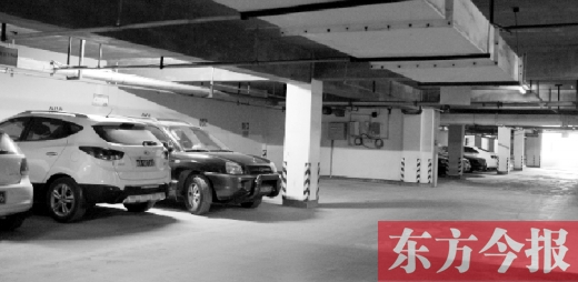 某小區(qū)的地下停車位仍有空位