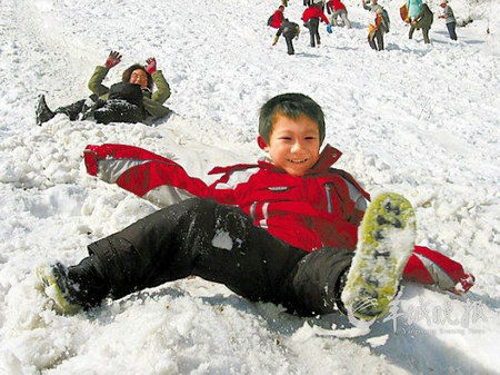 甜蜜初雪情侶游 國(guó)內(nèi)7大名山賞霧凇