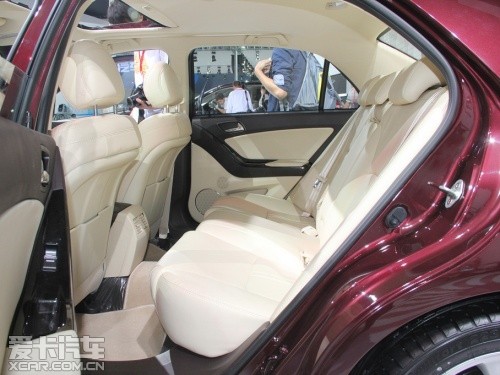 比亞迪汽車2013款思銳