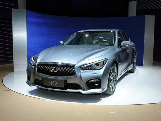 英菲尼迪Q50
