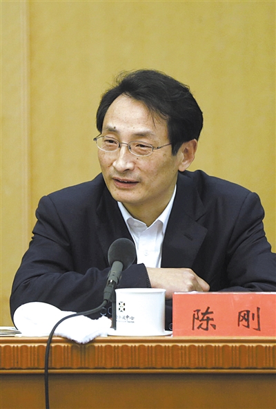 昨日，北京市人大代表、北京市副市長陳剛參與豐臺團(tuán)小組討論。 新京報(bào)記者 浦峰 攝